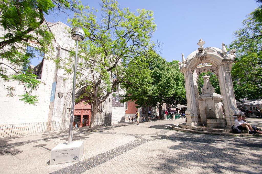 Loving Chiado Apartment Lisbon Exterior photo