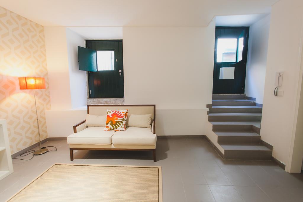 Loving Chiado Apartment Lisbon Room photo